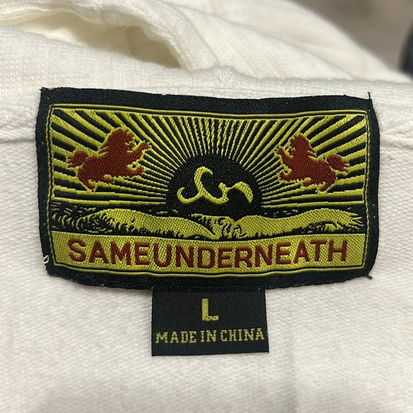 Sameunderneath Women’s White Zipper Front Hooded Embroidered Back Hoodie Large - Picture 10 of 11